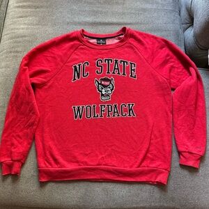 Women’s Colosseum Red NC State Wolfpack Sweatshirt